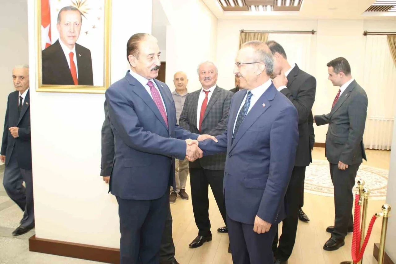 Malatya esnaf heyeti Ahilik Haftası kapsamında Vali Yavuz'u ziyaret etti