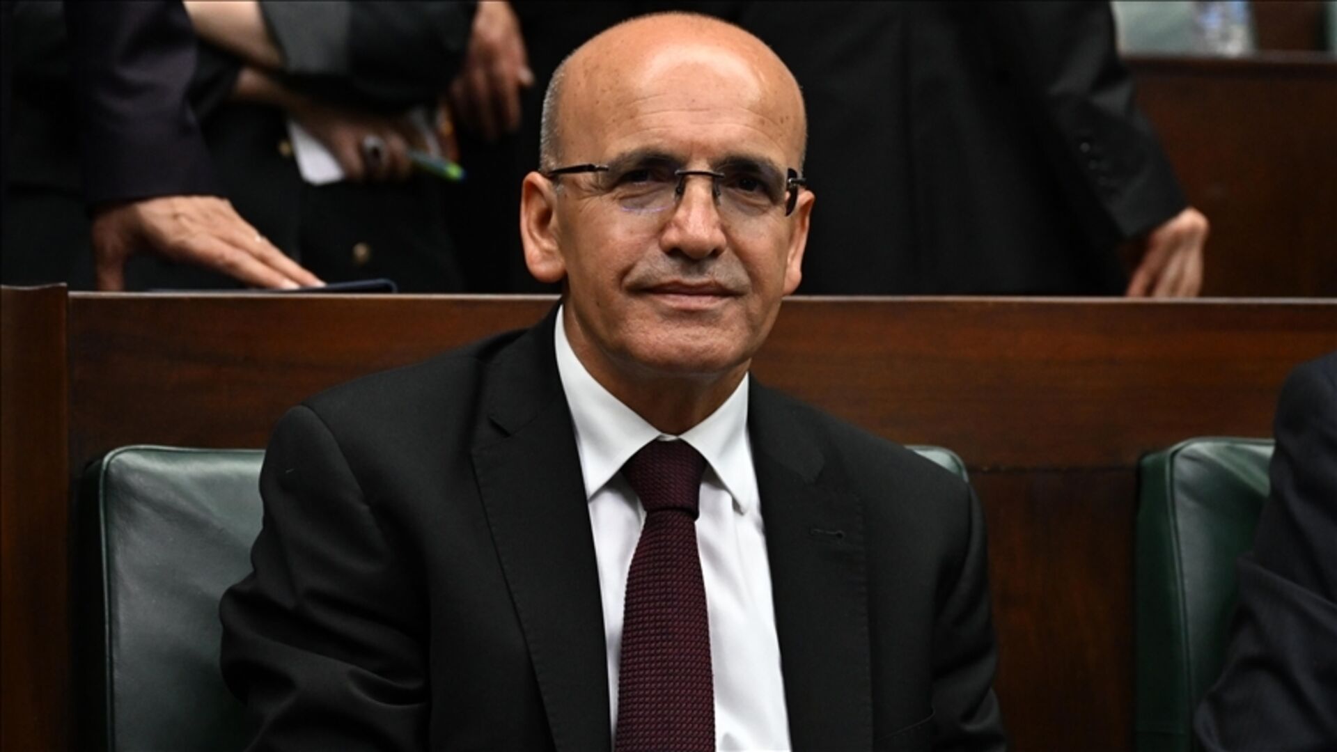 Bakan Şimşek hayat pahalılığı baskısını ciddiye aldıklarını açıkladı