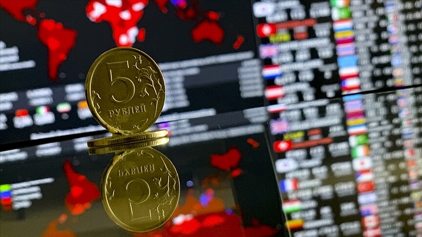Rusya Merkez Bankası nakit döviz çekim kısıtlamasını uzattı