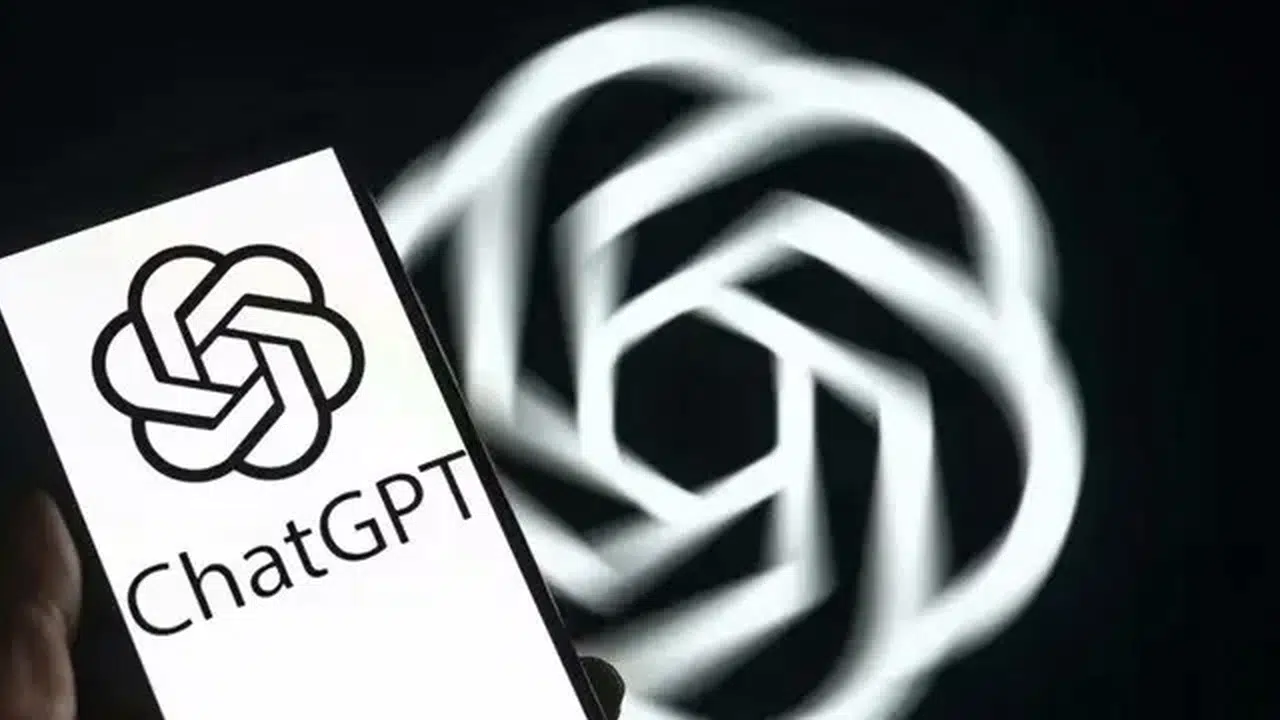 OpenAI'ın kullanıcı sohbetlerini yüzlerce çalışanın incelediği iddia edildi