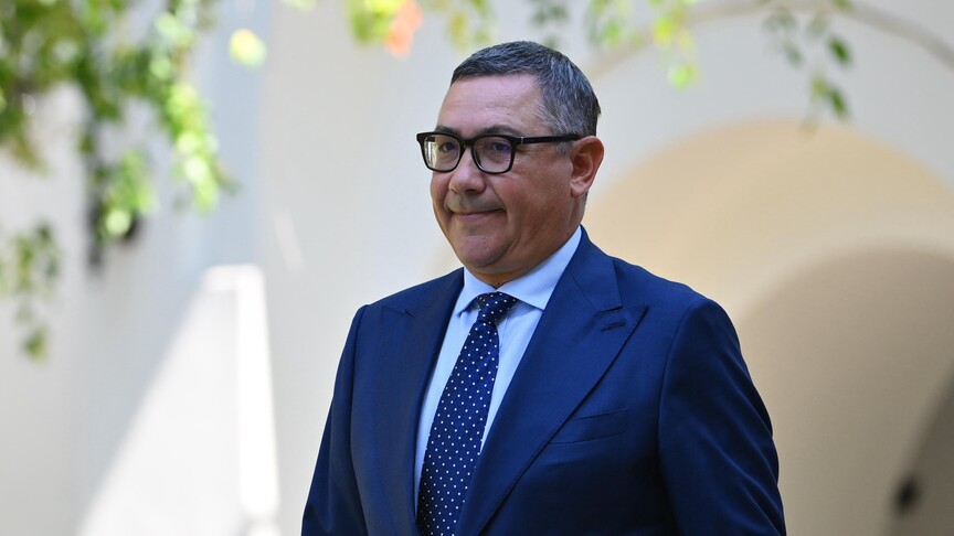 Eski Romanya Başbakanı Ponta siyasi krizden Brüksel'i sorumlu tuttu