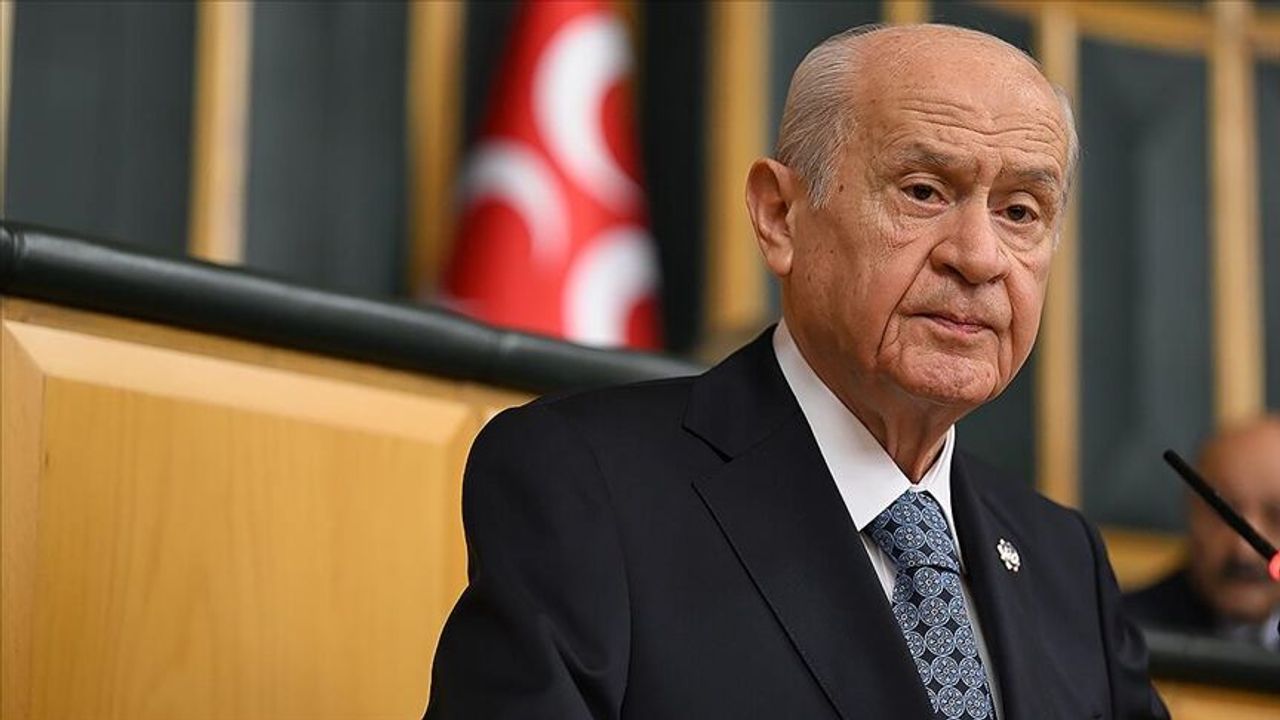 Bahçeli, KKTC Başbakanı Üstel'i gemi faciası nedeniyle aradı