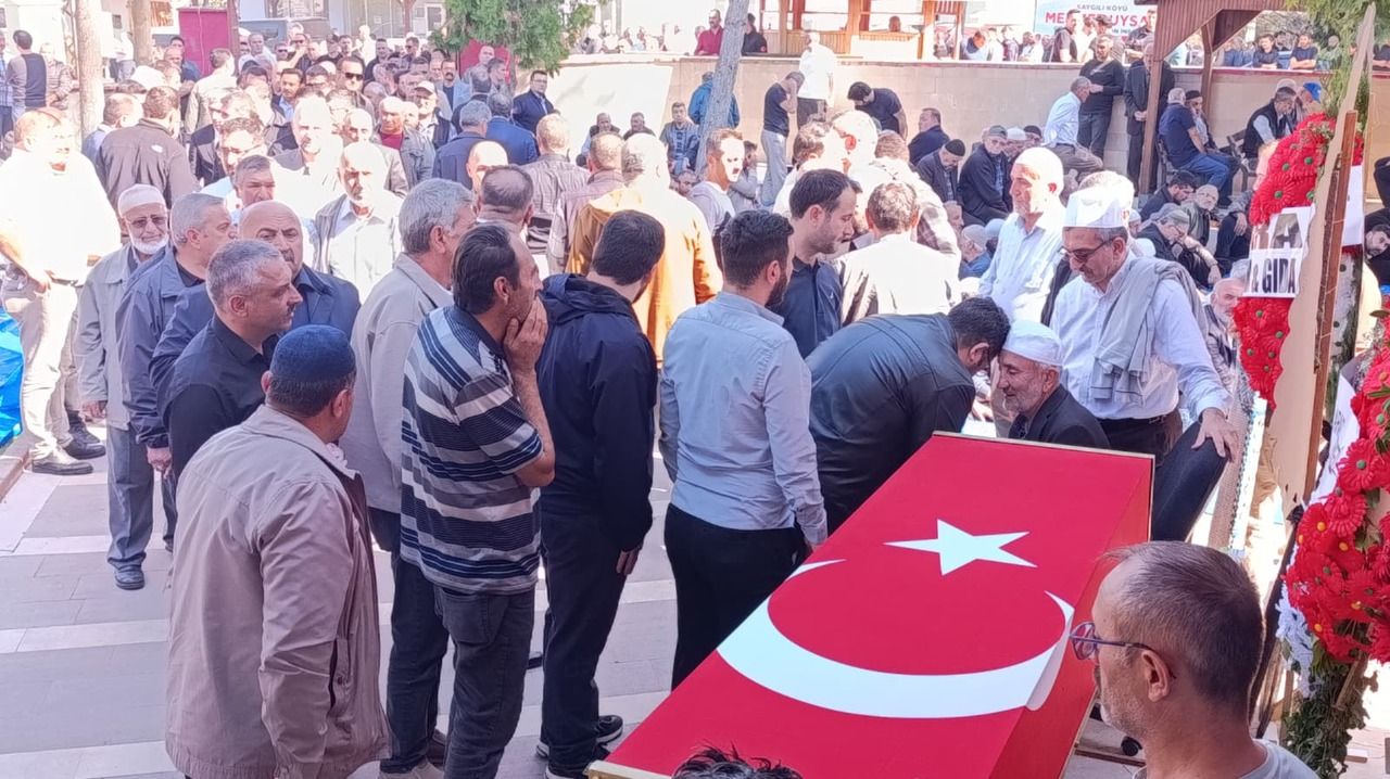 Vali Yardımcısı İhsan Ayrancı memleketi Amasya'da toprağa verildi