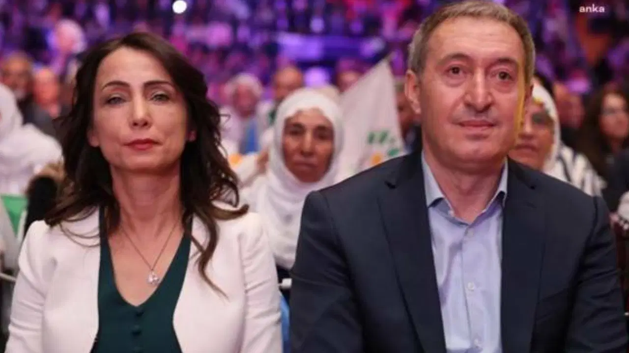 DEM Parti Eş Genel Başkanları ekonomideki gelişmelere ilişkin ortak açıklama yaptı