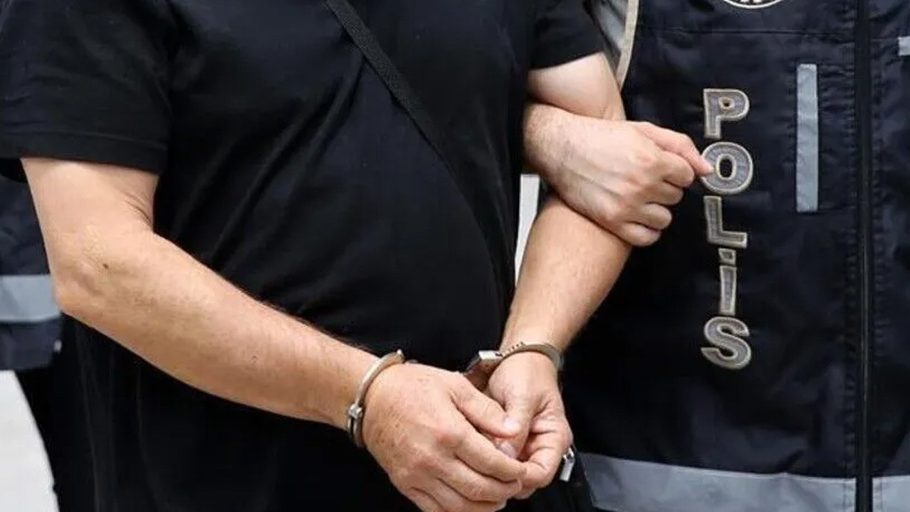 Bayrampaşa'da kadına şiddete müdahale eden iki polis yaralandı