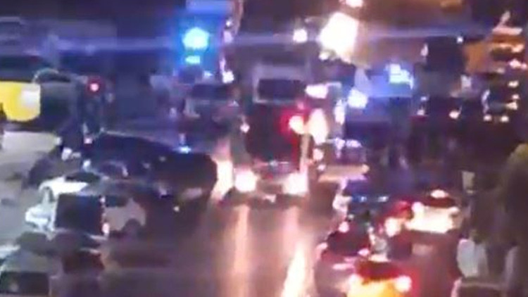 Ankara'da çalıntı motosikletin iki otomobille çarpışması sonucu 1 ölü, 2 yaralı