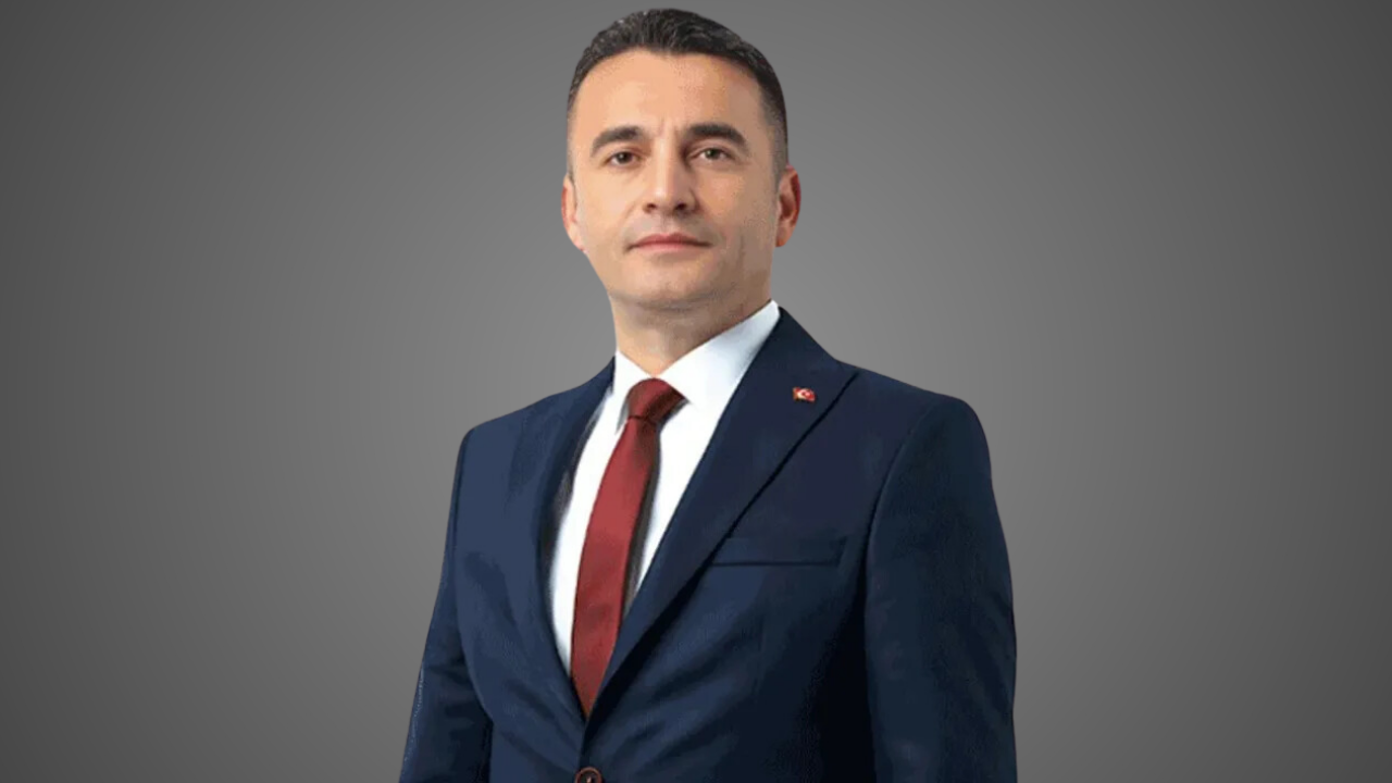Sivrihisar Belediye Başkanı Dökmeci'den Cumhuriyet Bayramı mesajı