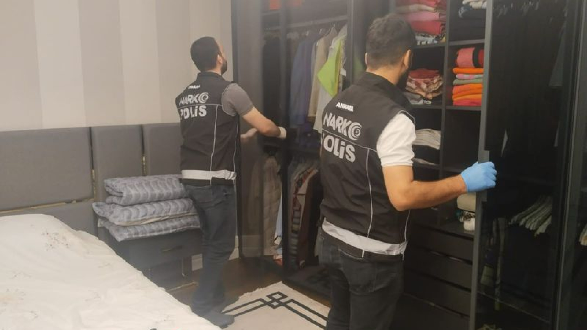 Ankara'da uyuşturucu ve fuhuş operasyonunda 16 kişi tutuklandı