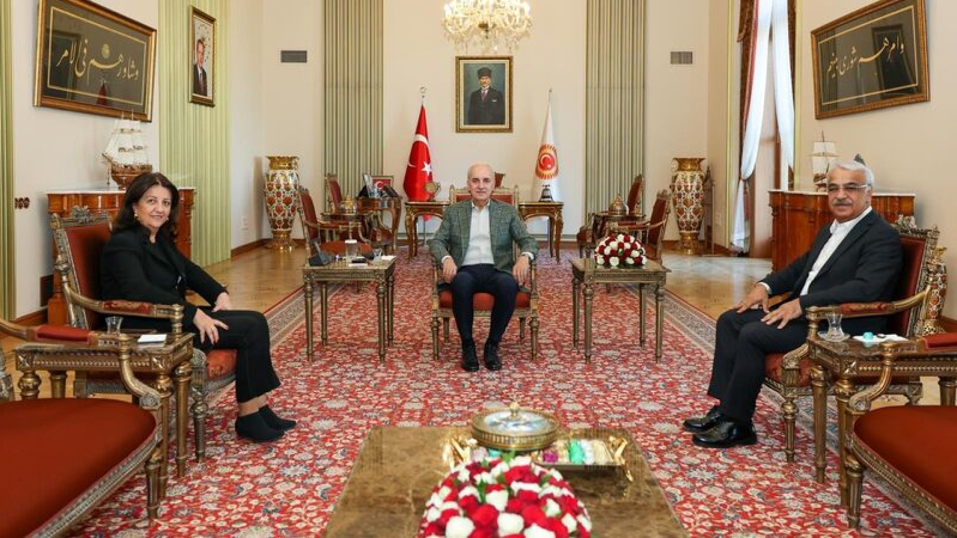 DEM Parti heyeti yasal düzenlemeler için Meclis Başkanı ile bir araya geldi