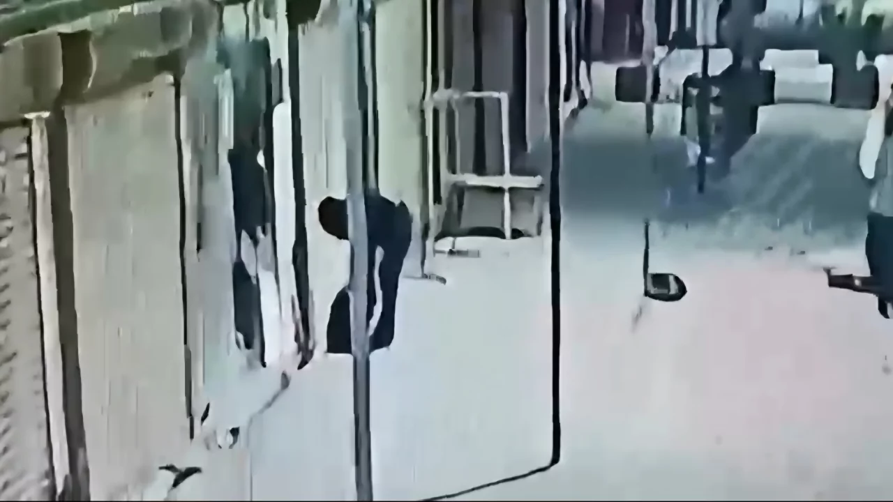 Hatay'da kuyumcu soygunu girişiminin şüphelileri tespit edildi