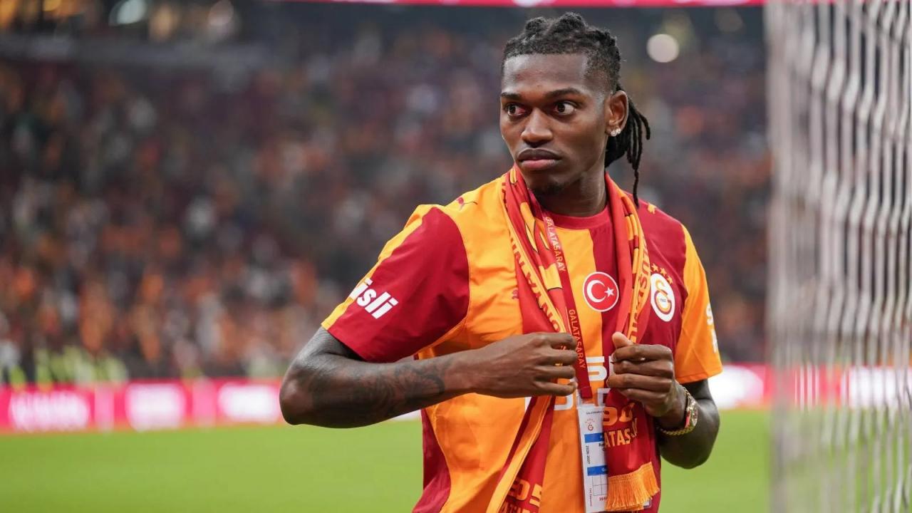 Okan Buruk'tan Rafael Leao için Başakşehir planı