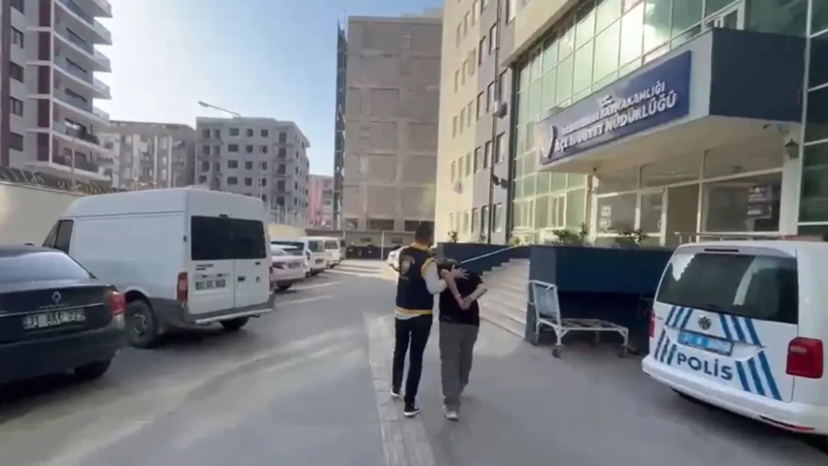 İskenderun'da 33 yıl hapis cezası bulunan firari hükümlü yakalandı