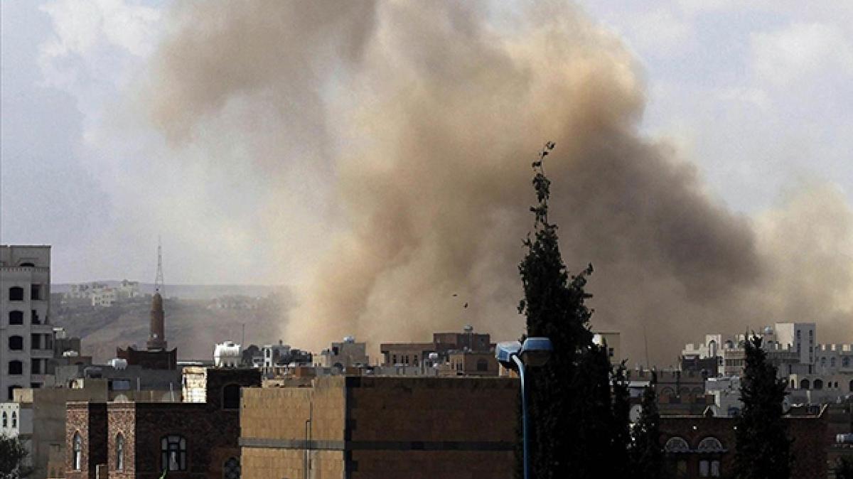 Yemen'in Taiz kentindeki halk pazarında şiddetli patlama yaşandı