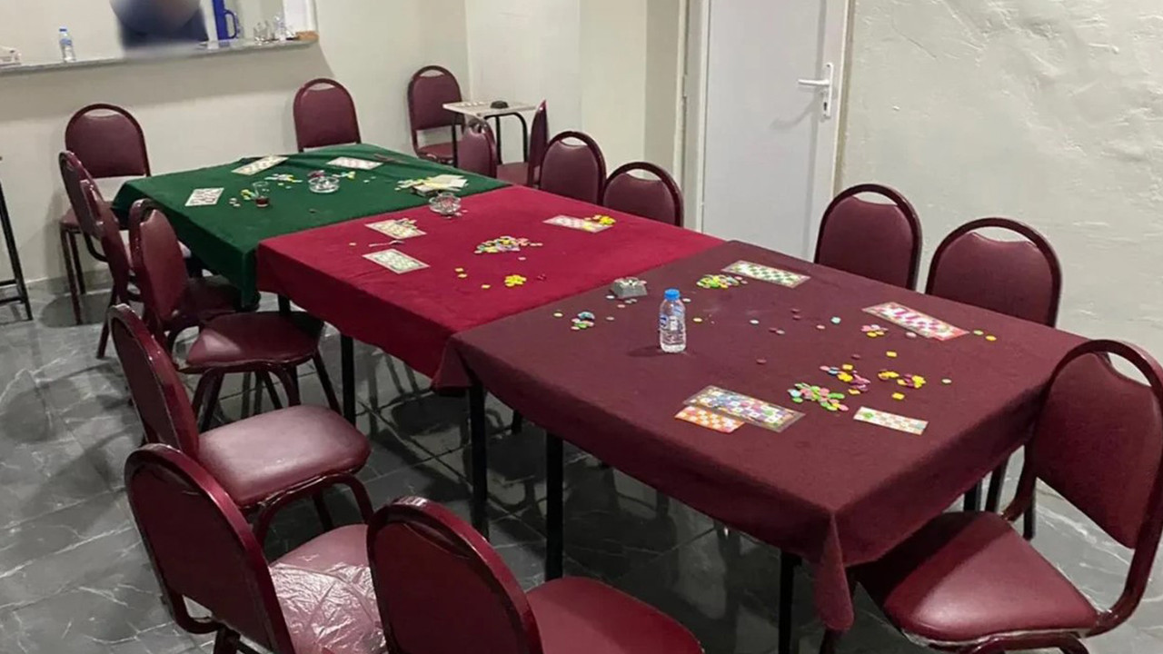 Manisa'nın Salihli ilçesinde kahvehaneye kumar operasyonu düzenlendi