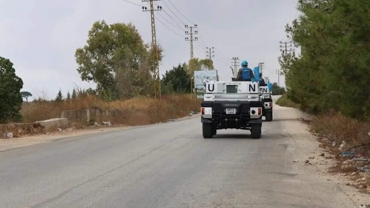 Lübnan'ın güneyindeki BM mevzisine hafif silahlarla ateş açıldı