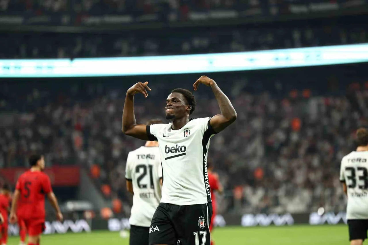 Beşiktaş'ta yeni transferler Poku ve Miretti ilk kez sahaya çıktı