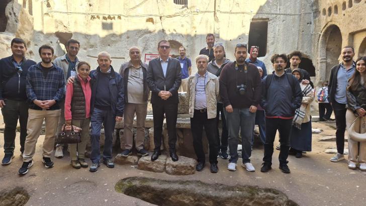 Niğde'deki Gümüşler Manastırı akademisyenlere tanıtıldı