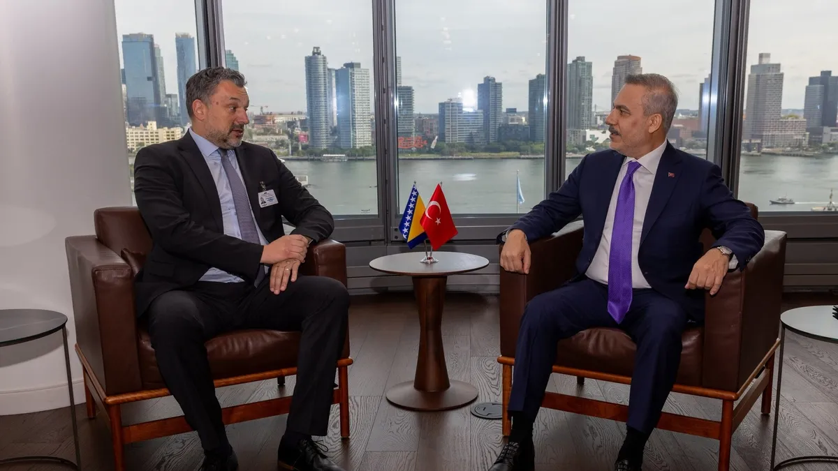 Bakan Fidan New York'ta Bosna-Hersek ve Brunei mevkidaşlarıyla görüştü