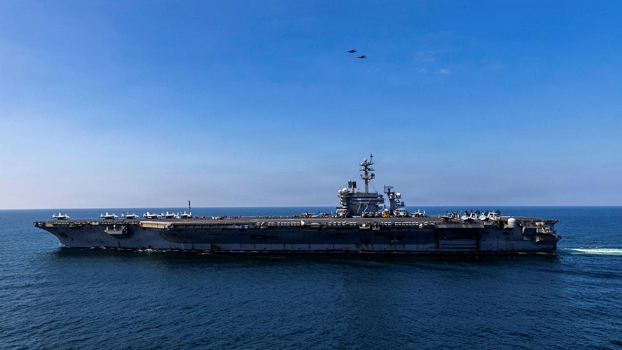 USS Abraham Lincoln uçak gemisi Orta Doğu görevinden sonra ABD'ye dönüyor