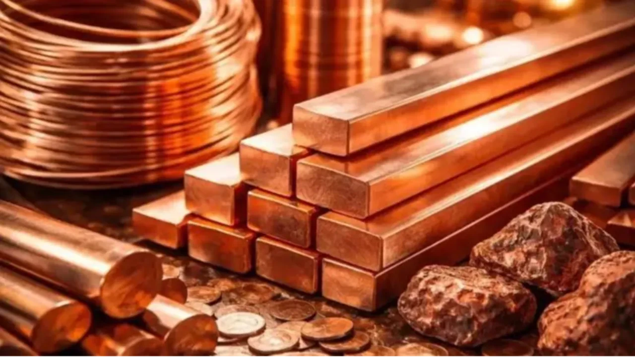 Küresel bakır fiyatları arz endişeleriyle 14 bin 500 dolar eşiğini aştı