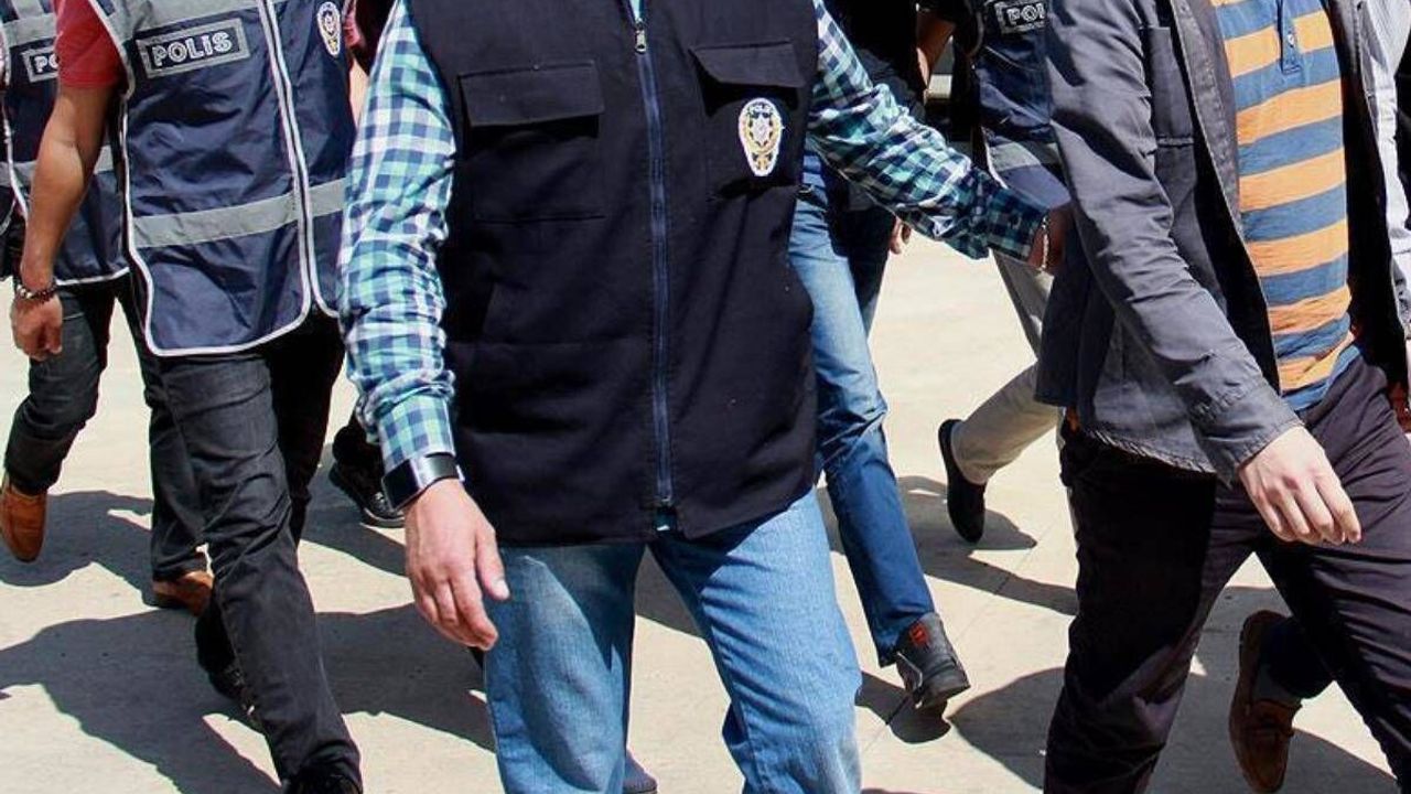 Ankara'da uyuşturucu ve fuhuş operasyonunda 16 şüpheli gözaltına alındı