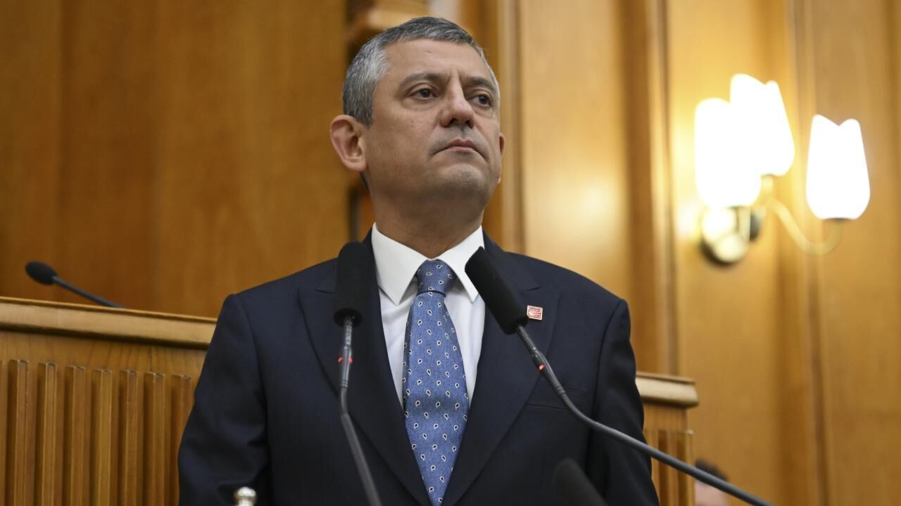 Özgür Özel partiyi iktidar yapamazsa genel başkanlığı bırakacağını açıkladı