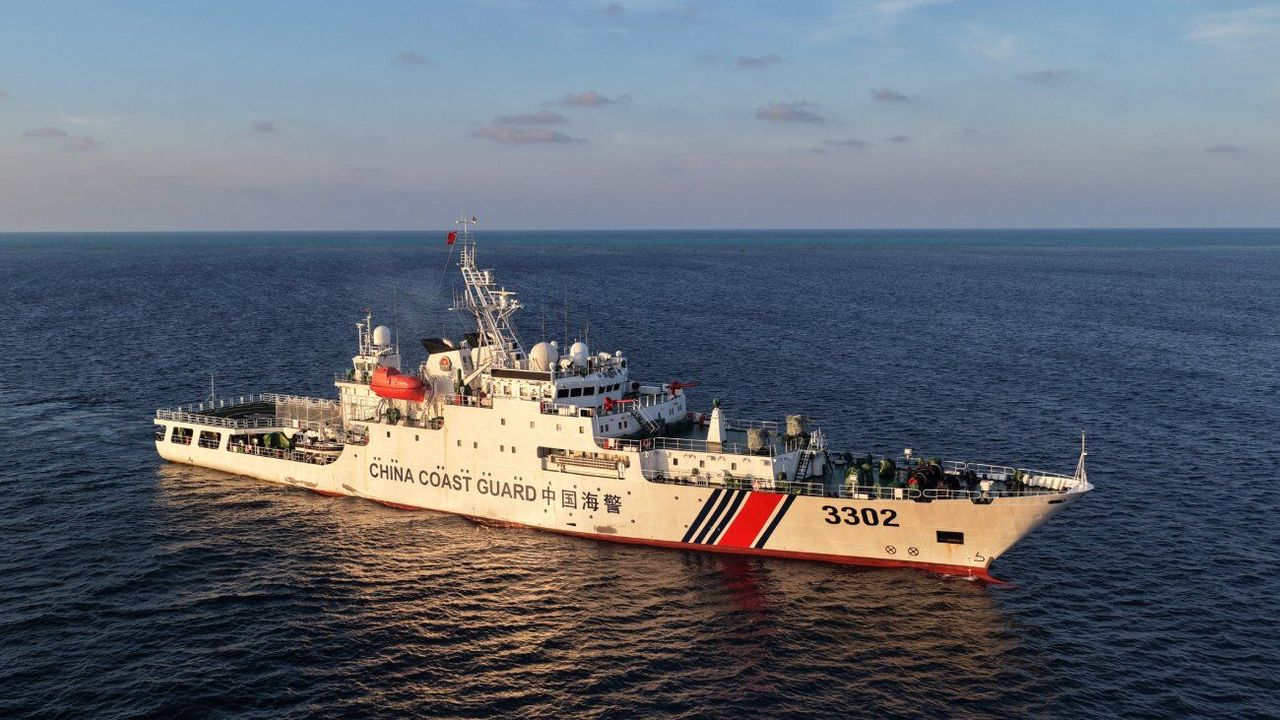 Çin Sahil Güvenliği Huangyan Dao çevresinde devriye gezdi