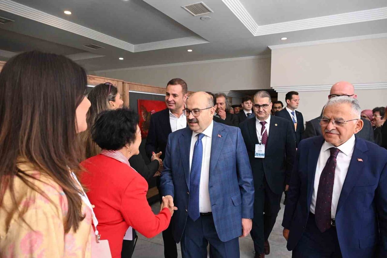 Sevinç Baykan Özden Türkiye Kent Konseyleri Birliği 18. dönem başkanı seçildi