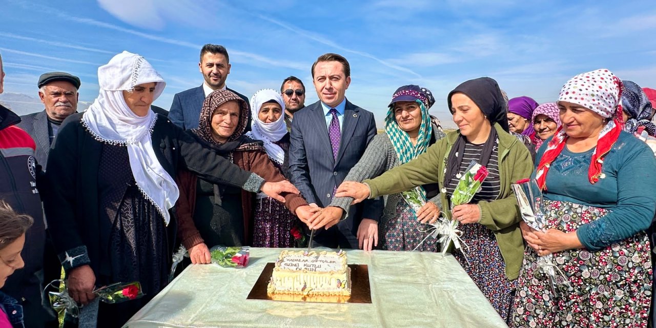 Yüksekova'da Dünya Kadın Çiftçiler Günü kapsamında etkinlik düzenlendi