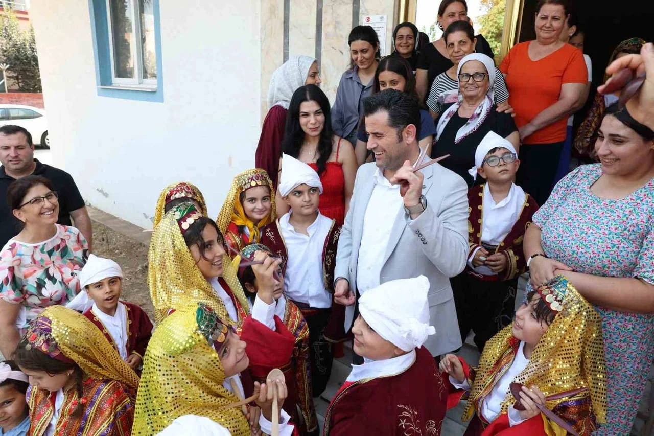 Akdeniz'de kadın kursiyerlerin el emeği ürünleri sergilendi