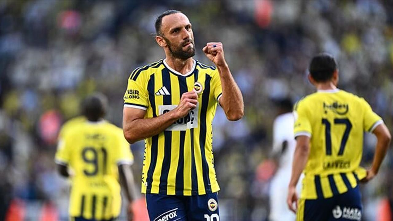 Fenerbahçe, Vedat Muriqi'nin dört golüyle Eyüpspor'u farklı geçti