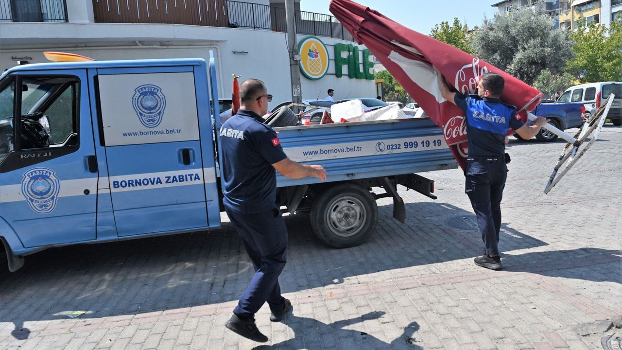 Bornova'da kaldırım ve yol işgallerine yönelik denetim başlatıldı
