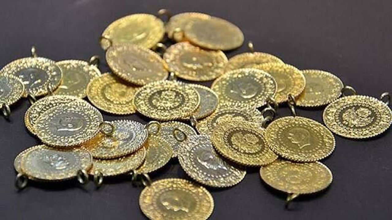 Ons altın ağustos ayında yüzde 13,83 artışla 4 bin 603 dolara yükseldi