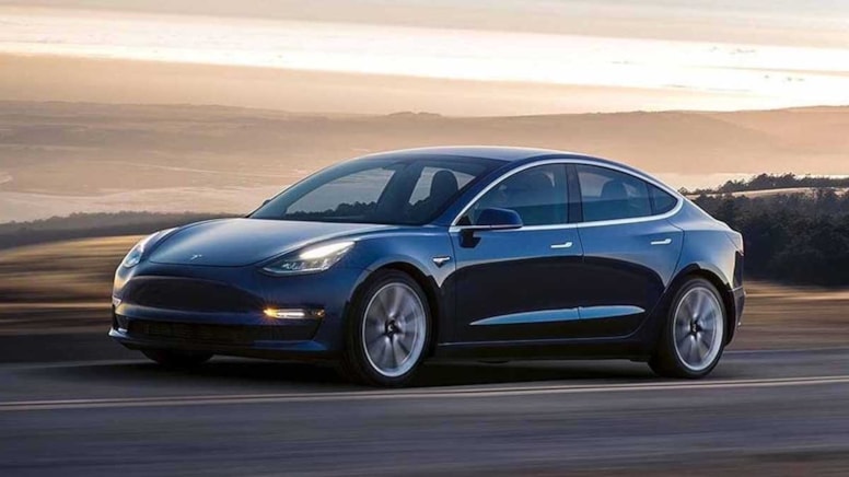 Avustralya'da eski partner Tesla uygulamasıyla otomobili uzaktan kontrol etti