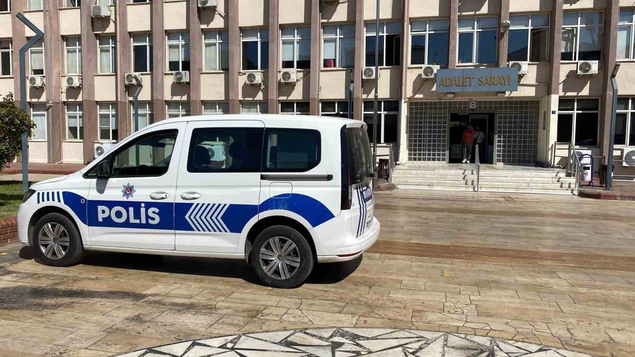 Aydın'da apartman boşluğuna saklanan FETÖ hükümlüsü yakalandı