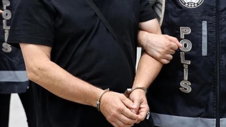 Eski kız arkadaşının evine ateş açan belediye çalışanı tutuklandı