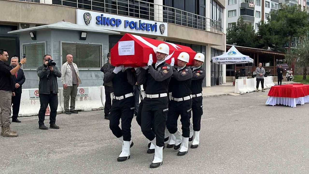 Sinop'ta teknede hayatını kaybeden polis memuru için tören düzenlendi