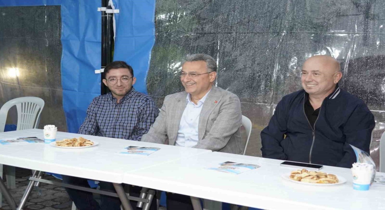 İlkadım Belediye Başkanı İhsan Kurnaz Baruthane Mahallesi sakinleriyle buluştu