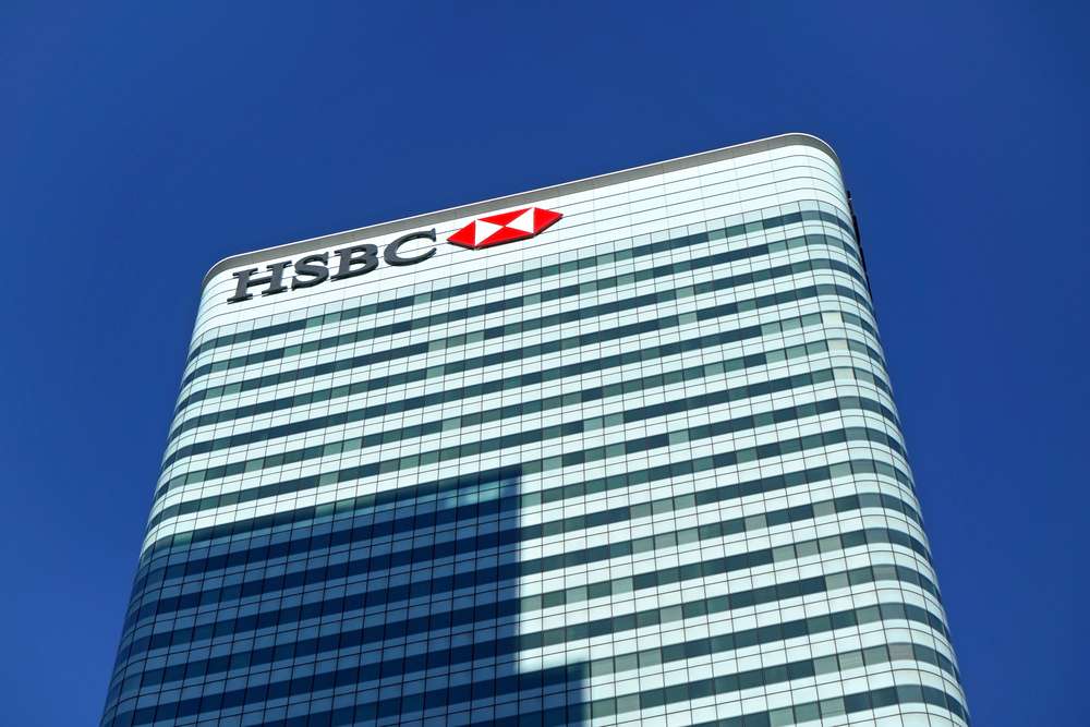 HSBC üçüncü çeyrekte kârını artırırken yeni hisse geri alım programını duyurdu
