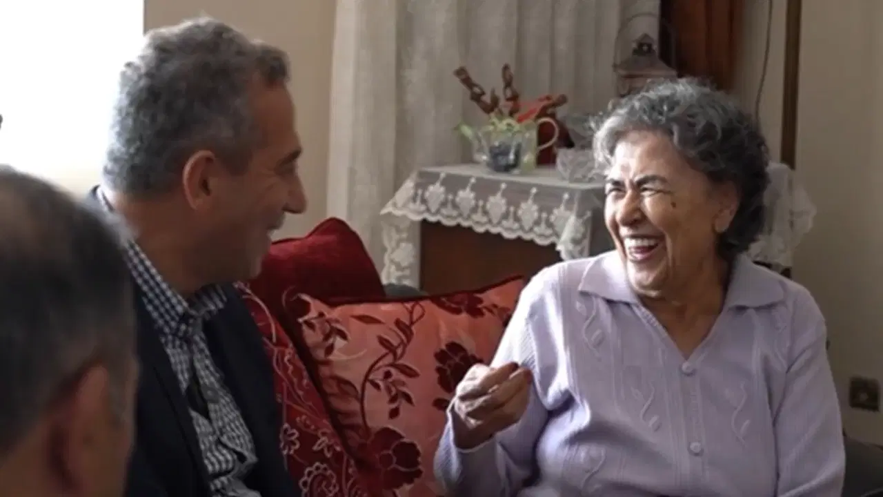 Ayten Baştürk YENİ Parti'ye üye oldu