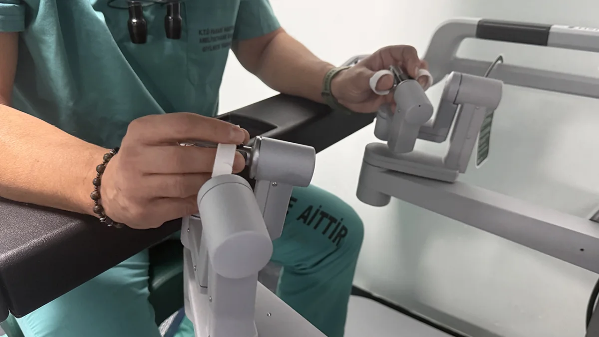 KTÜ Farabi Hastanesinde robotik kalp cerrahisiyle ilk operasyonlar yapıldı