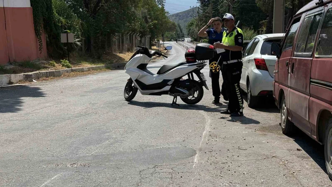 Menteşe'de motosikletin çarptığı küçük kız çocuğu yaralandı
