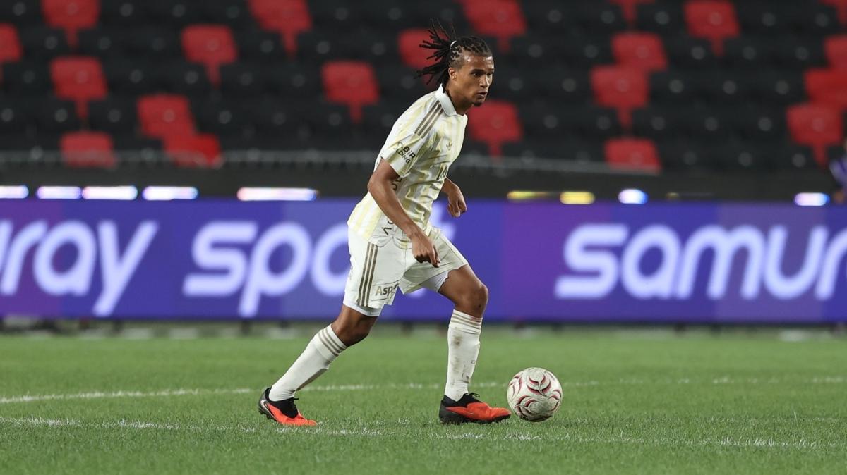 Fenerbahçeli Nathan Ake, Gaziantep FK beraberliği sonrası oyun hızını eleştirdi