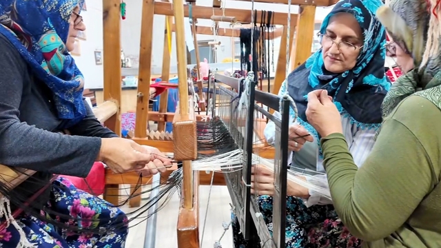 Tekirdağ'da 13 kadın geleneksel cicim dokuma sanatını yaşatıyor