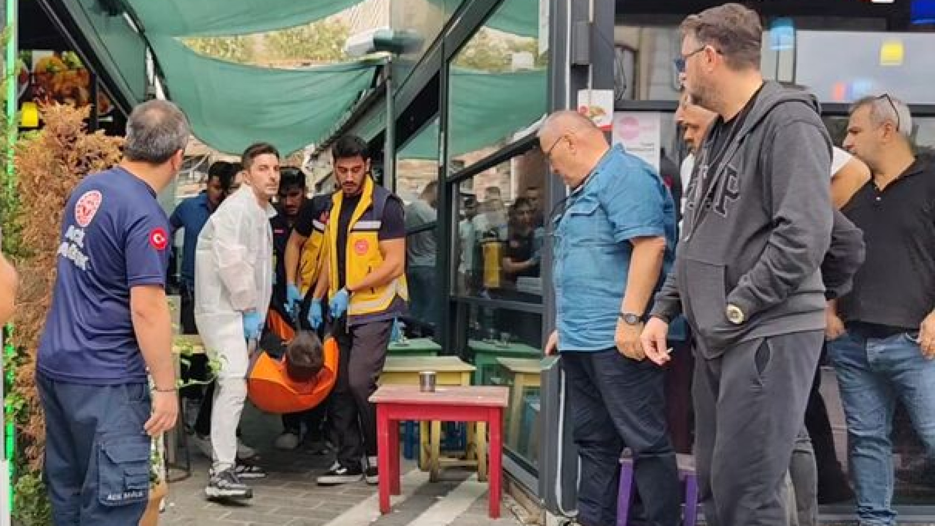 Fatih'teki döviz bürosu çatışmasında 1,9 milyon sahte dolar iddiası