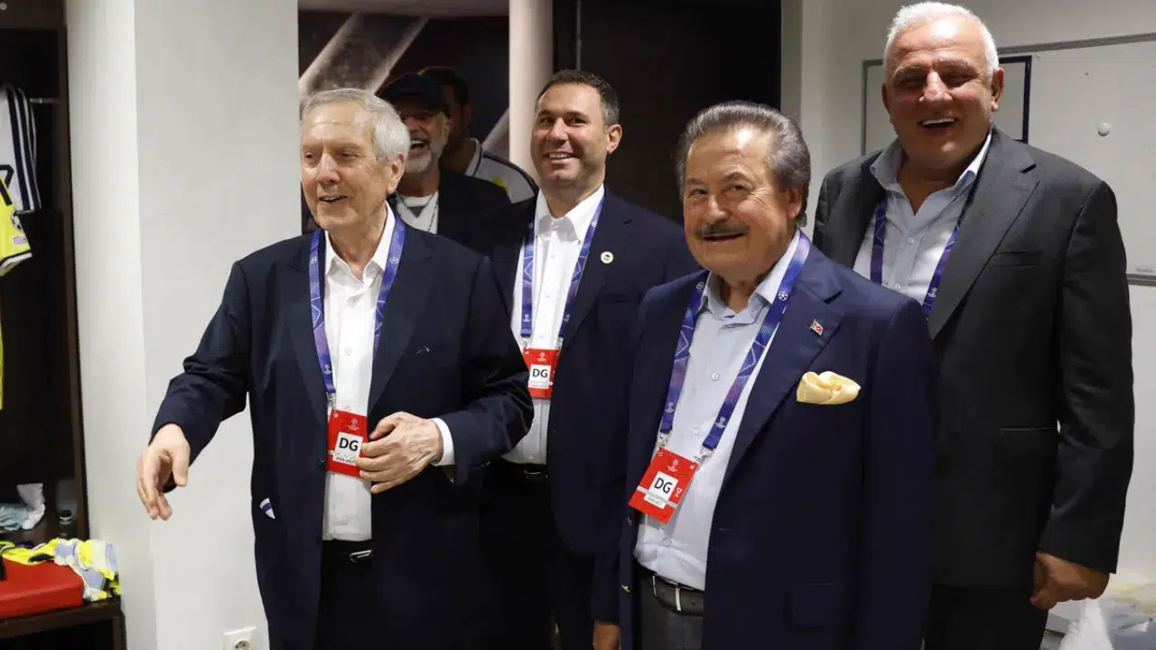 Fenerbahçe Şampiyonlar Ligi sonrası Yusuf Akçiçek ve Marcus Rashford için harekete geçti