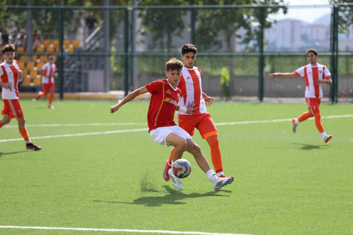 Kayserispor U-19, Adanaspor'u 2-1 yenerek sezona galibiyetle başladı