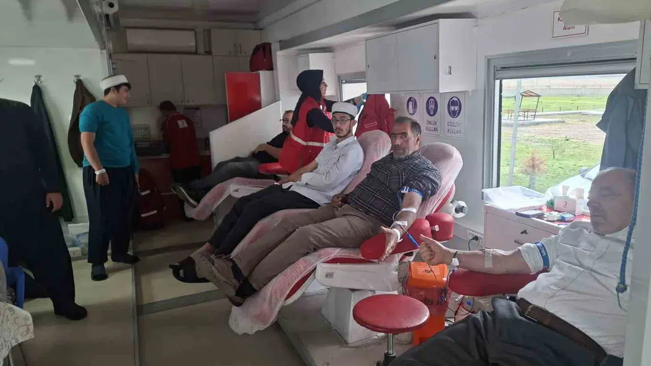 Aziziye Nizamiye Eğitim Kurumları'nda 36 ünite kan bağışı toplandı