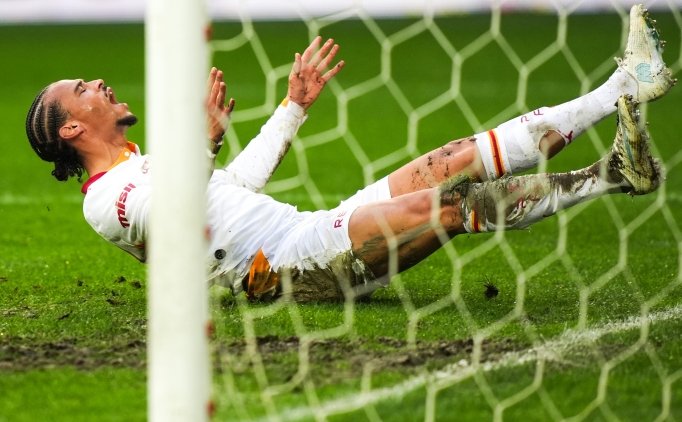 Emre Aşık'tan Galatasaraylı Leroy Sane'nin saha içi tavrına tepki