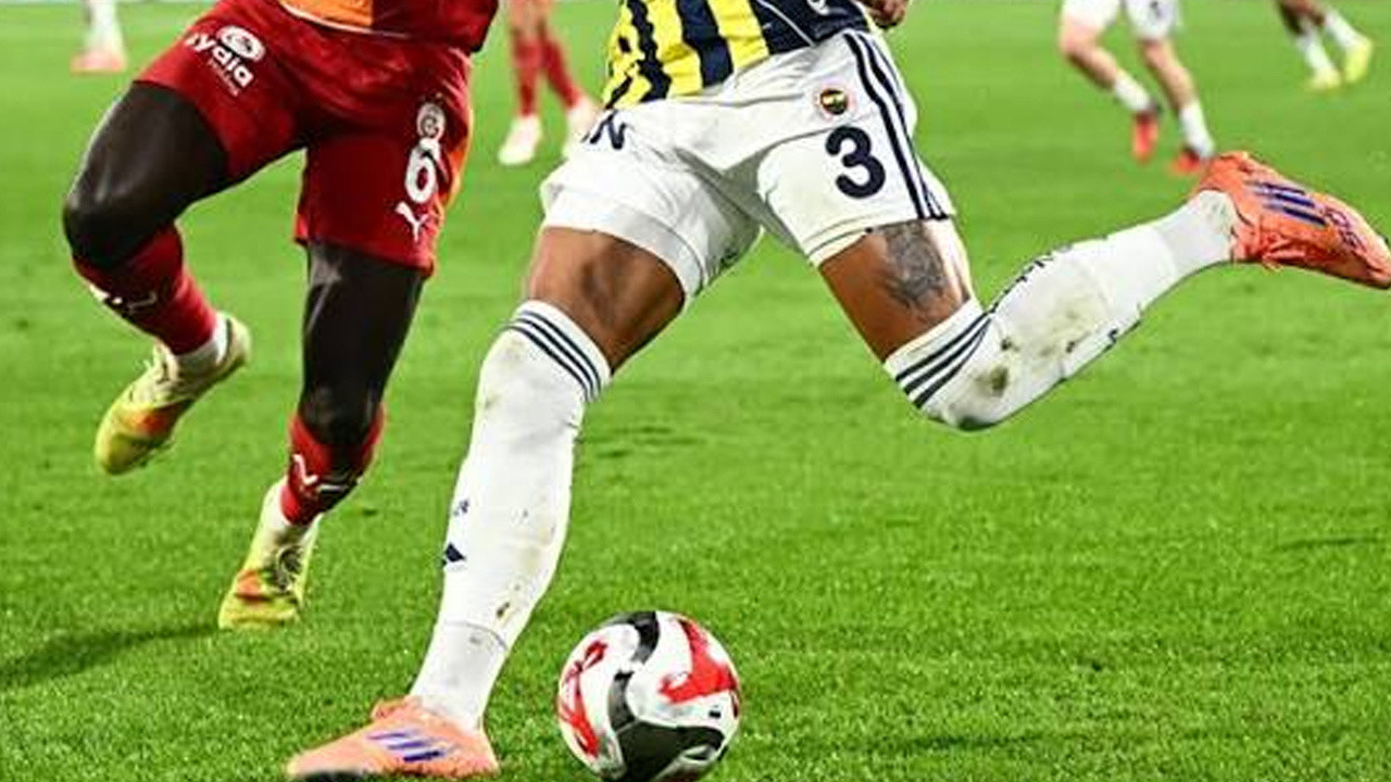 Galatasaray-Fenerbahçe derbilerinde son 20 maçta 16 kırmızı kart çıktı